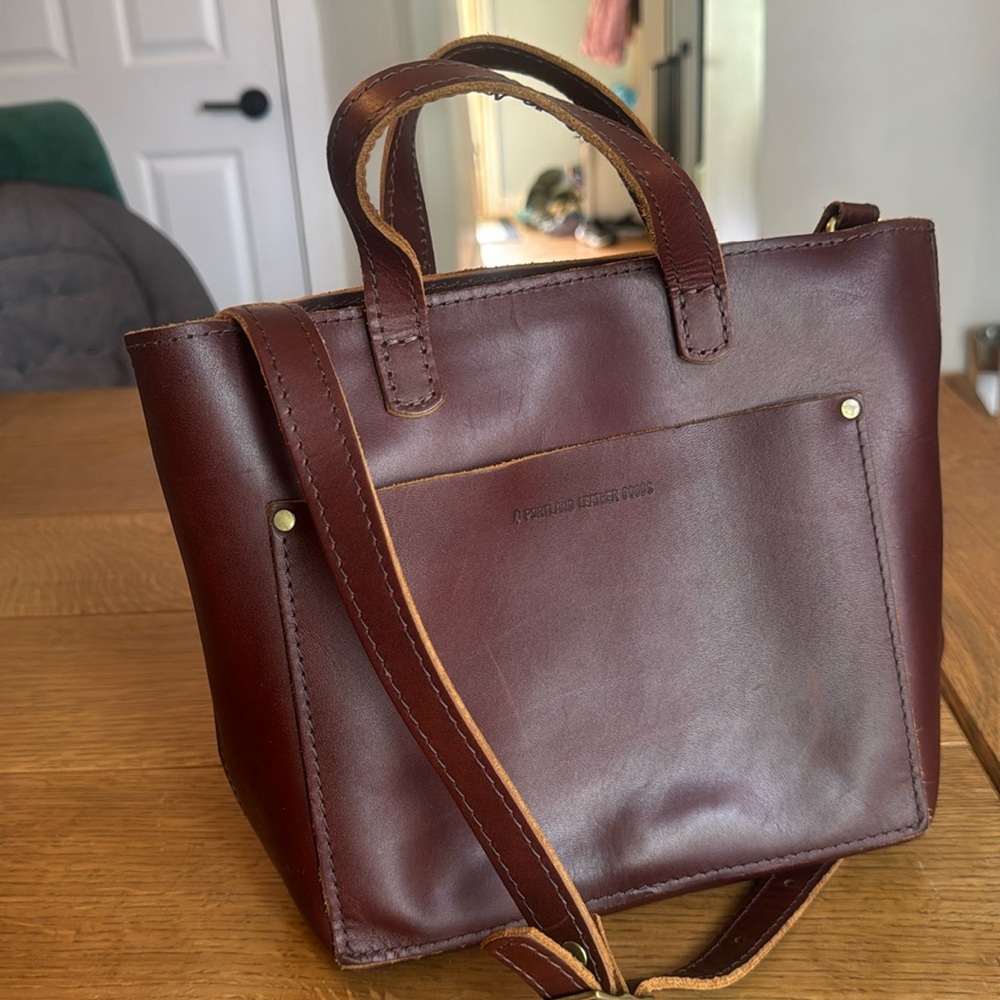 Portland leather group grizzly zippered mini crossbody tote. EUC.